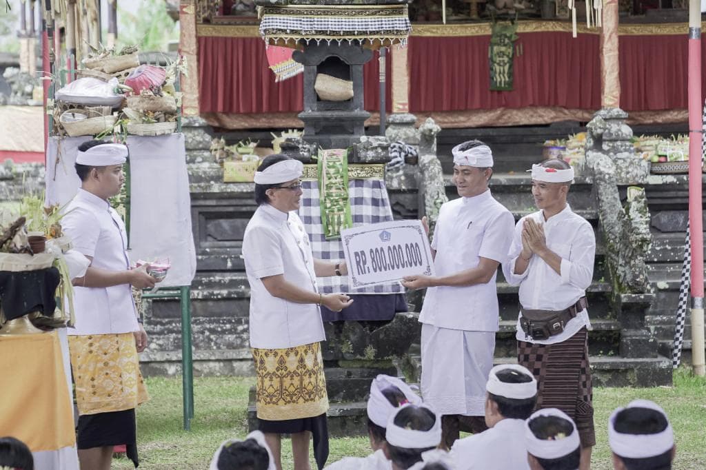 Upacara Ngodak Tapakan Ida Batara